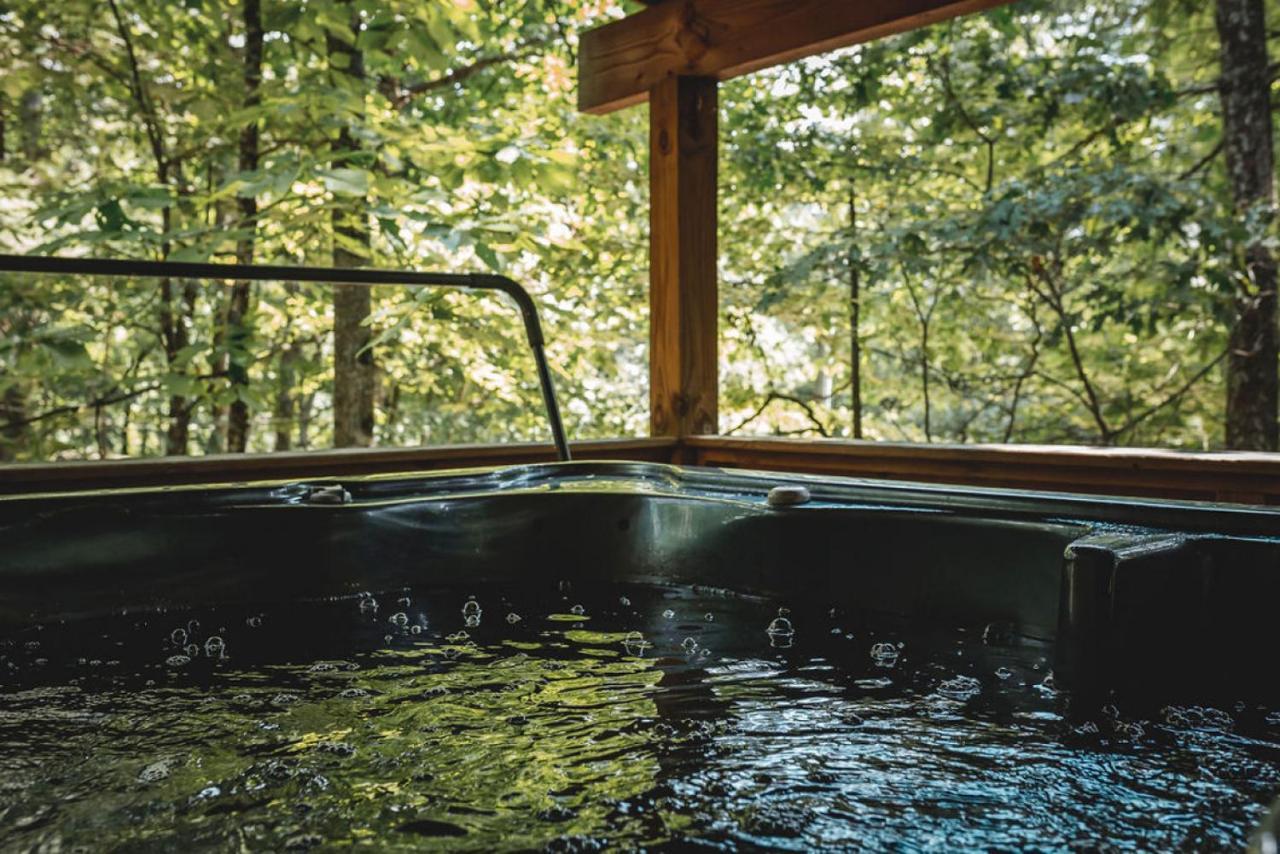 Deer Run Cabin At 36 North - Hot Tub Purlear Екстер'єр фото